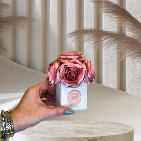 Petite Flower Box Pink Whisper